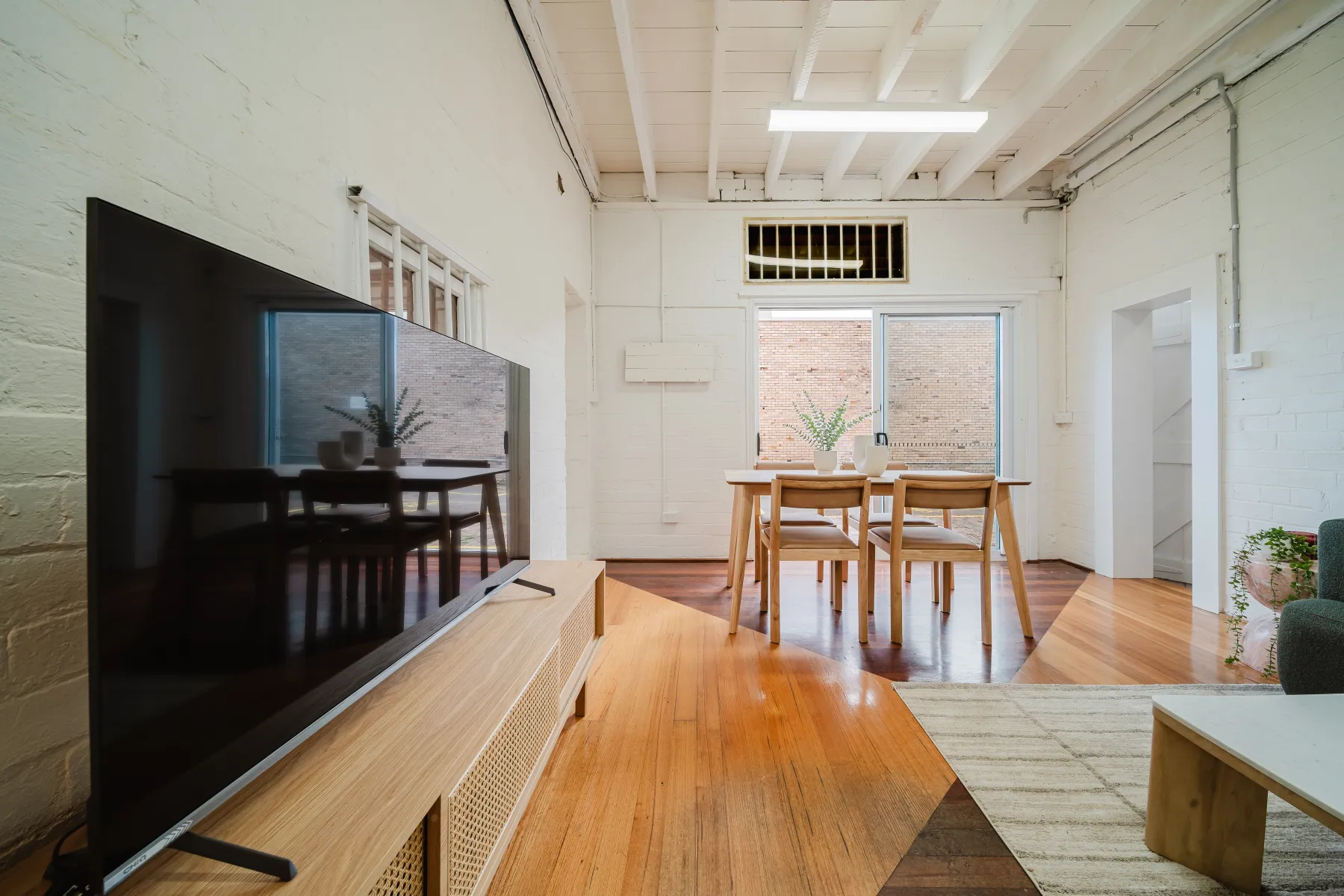 Sareh Balmain interior photo 11